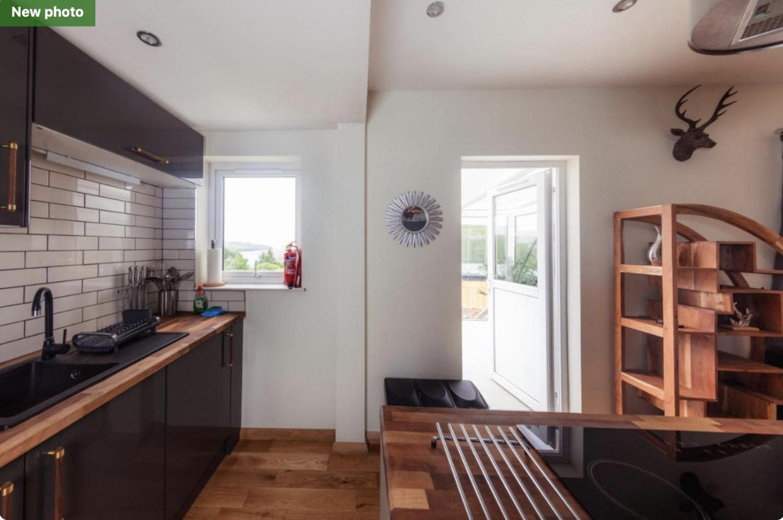 Luxury Cottage With Stunning Views Near Fairy Pools - School House 3 Carbost  Extérieur photo