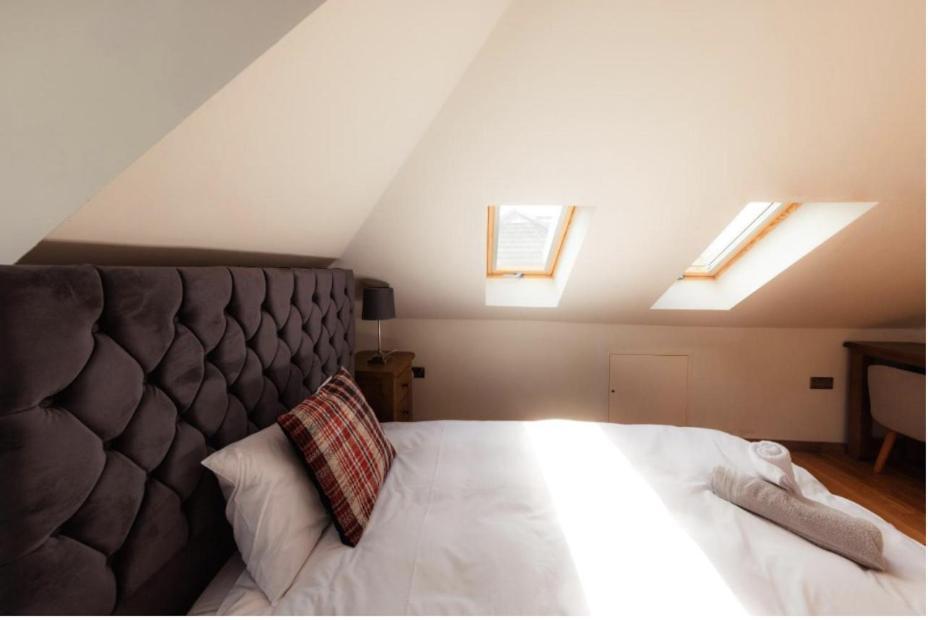 Luxury Cottage With Stunning Views Near Fairy Pools - School House 3 Carbost  Extérieur photo