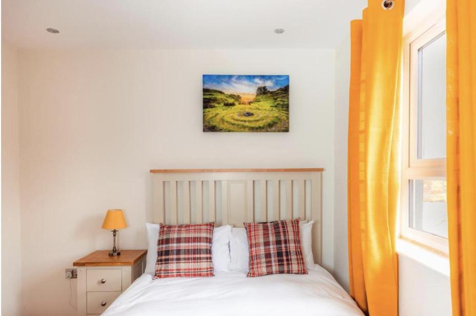 Luxury Cottage With Stunning Views Near Fairy Pools - School House 3 Carbost  Extérieur photo